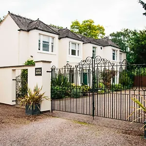 https://little-manor.tophotelsbath.com